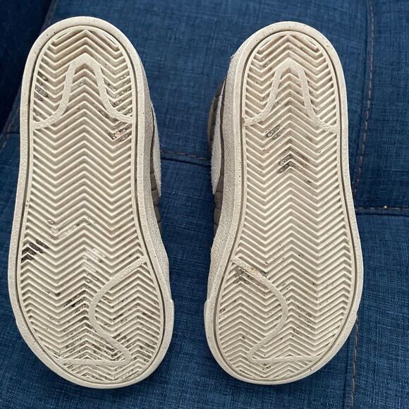 Nike blazer green little girl shoe size 11C - Picture 8 of 9